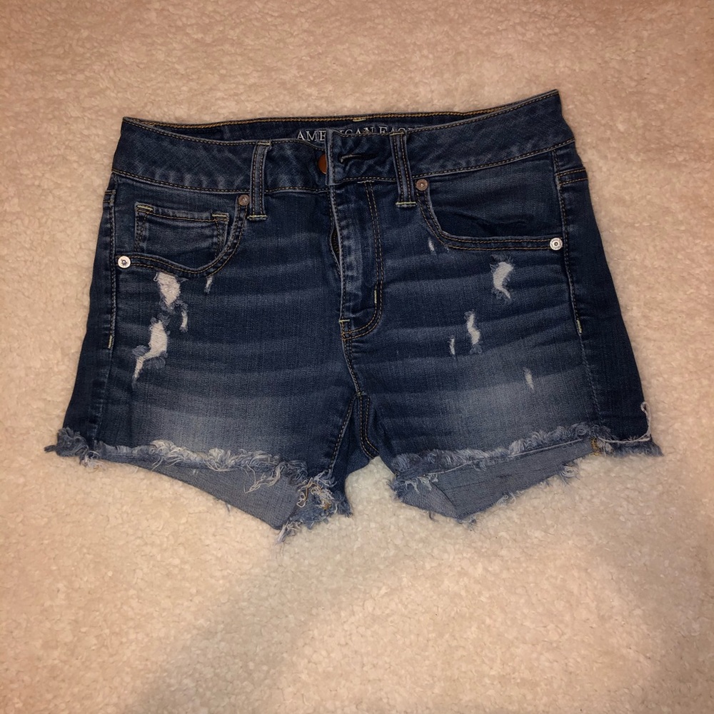 RIPPED DENIM SHORTS